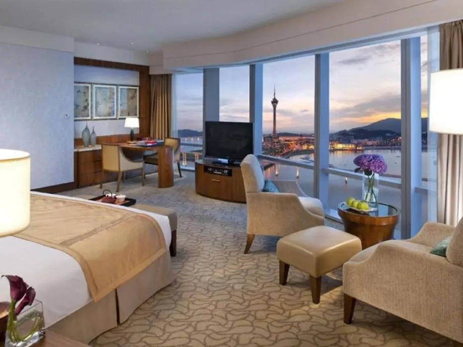 Mandarin Oriental, Macau Hotel 5*,